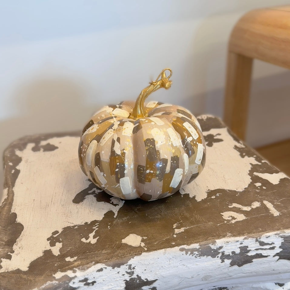 Small Wide Neutral Pumpkin